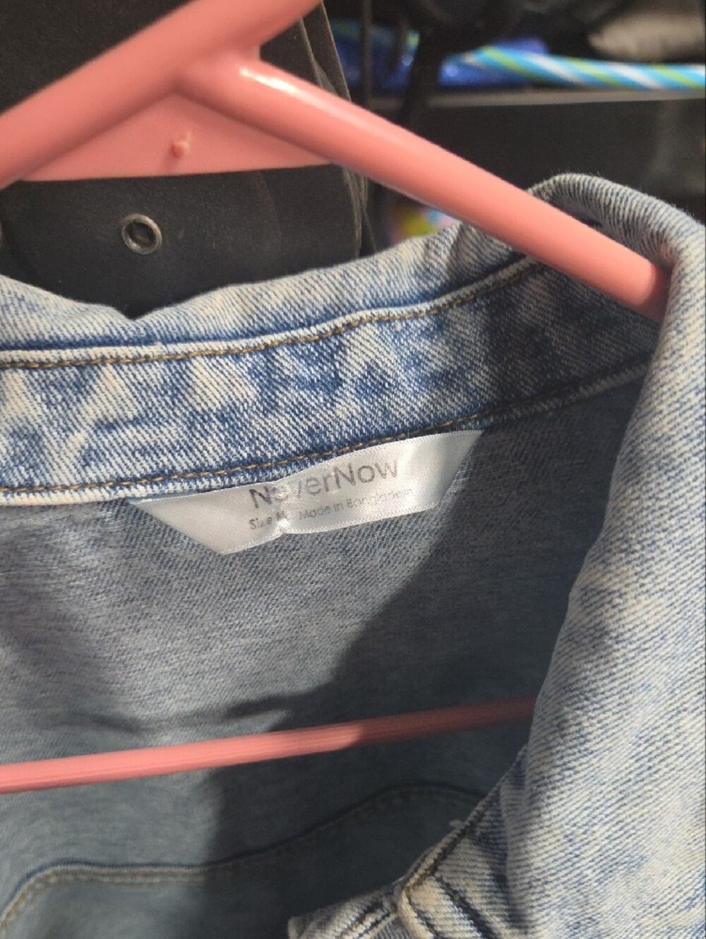 Cropped Light Wash Denim Jean Jacket - Casual Women's Jacket - Picture 2 of 3